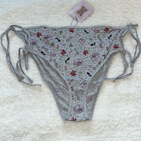 Savage X Fenty ‘Tis The Savage Hot Short Holiday Underwear XL NWT - Picture 2 of 7